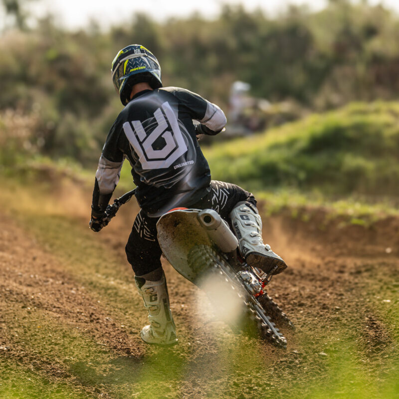 MX Dres UNVRSL Legion